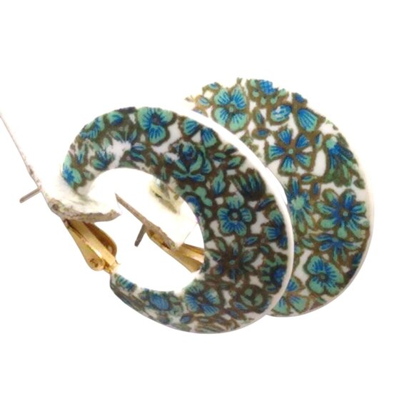 Vintage Floral Plastic Hoop Earrings, Retro Blue and Green Flowers, Hong Kong - Picture 3 of 4